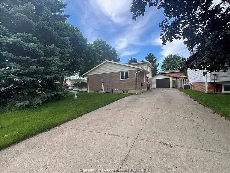183 Michener Rd — Photo 14