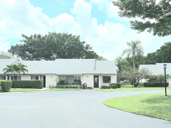 8462 Boca Glades Boulevard E, Boca Raton, FL 33434
