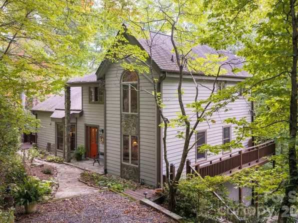 355 Summer Haven Rd, Swannanoa, NC 28778