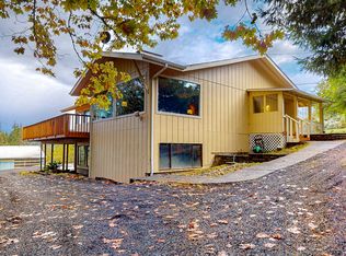 39716 Grove Ln, Astoria, OR 97103