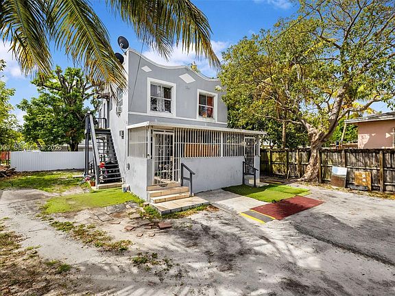 2nd image of 1236 NW 28th St #4