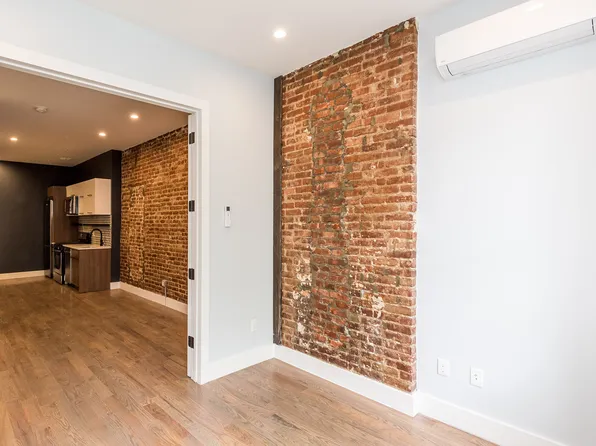 364 Palmetto Street image 7 of 12