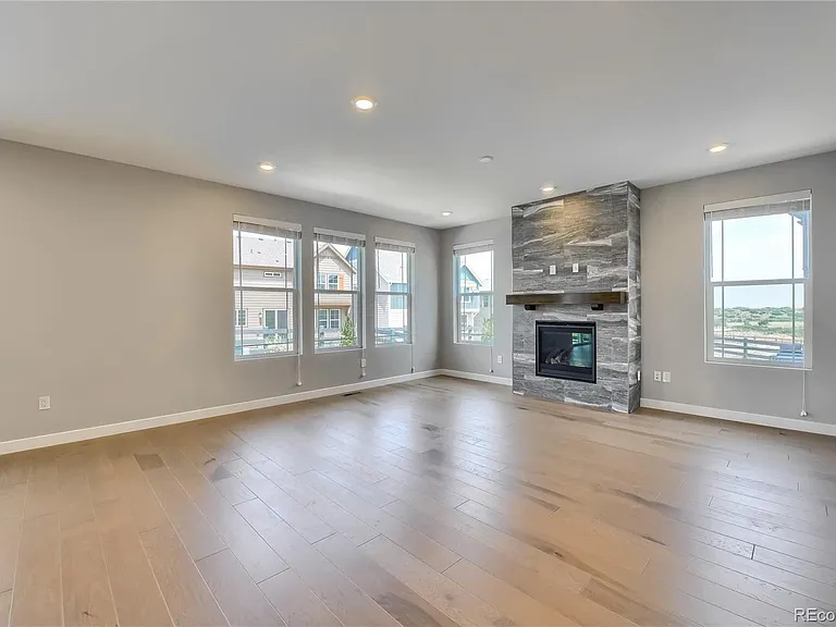 1635 Stable View Dr — Photo 7