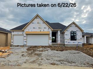 11256 S Gleason Rd, Olathe, KS 66061