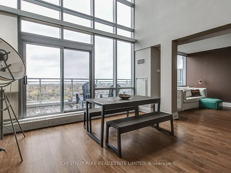 2 Fieldway Rd #Penthouse 05 — Photo 9