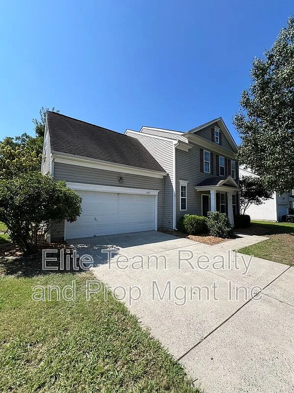 3 bed, 2.5 bath, 1864 sqft, $2,300 — Photo 1