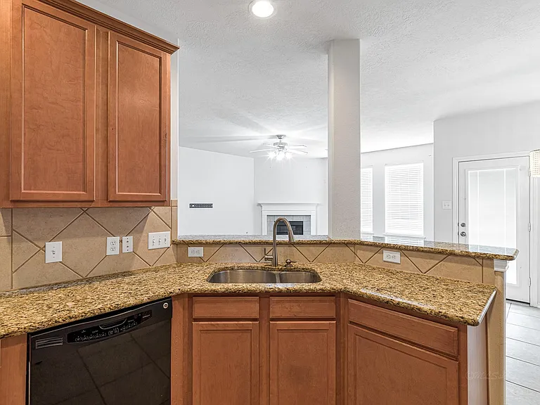 25819 Sundrop Meadows Ln — Photo 13