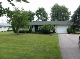 6105 Lynd Rd, Marlette, MI 48453