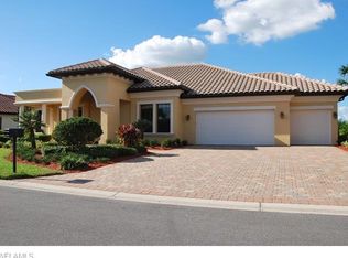 10170 Avalon Lake Cir, Fort Myers, FL 33913