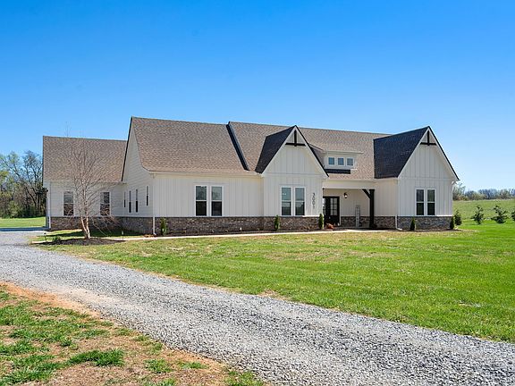 4th image of 3001 Midland Acres Dr