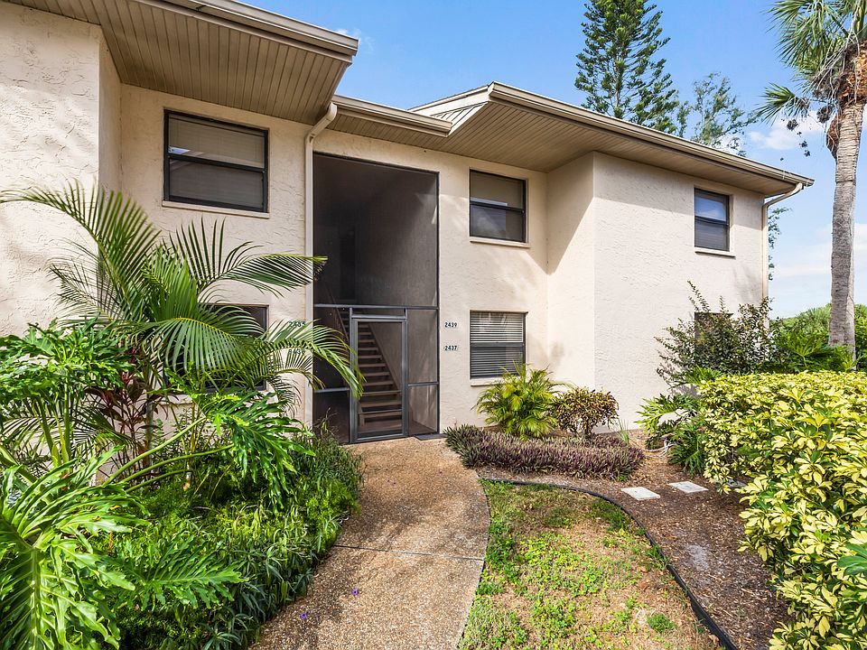 1st image of 2435 Twin Dr #6