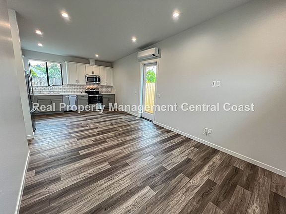 3rd image of 661 Funston Ave #663