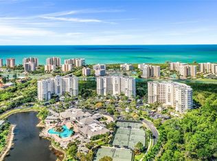 325 Dunes Blvd APT 704, Naples, FL 34110