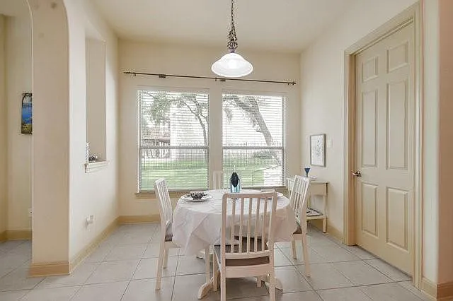 9900 Tree Bend Cv — Photo 16