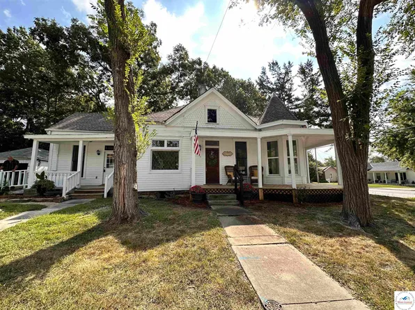 701 E Franklin St, Clinton, MO 64735