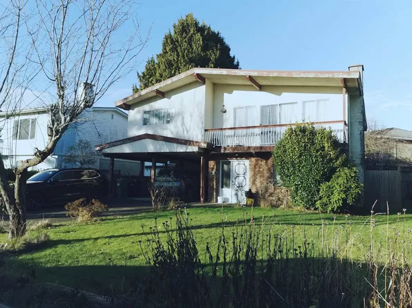 4811 McLure Ave, Richmond, BC V7C 4K1