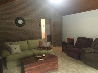 1207 Peggy Ln, Greenwood, MS 38930