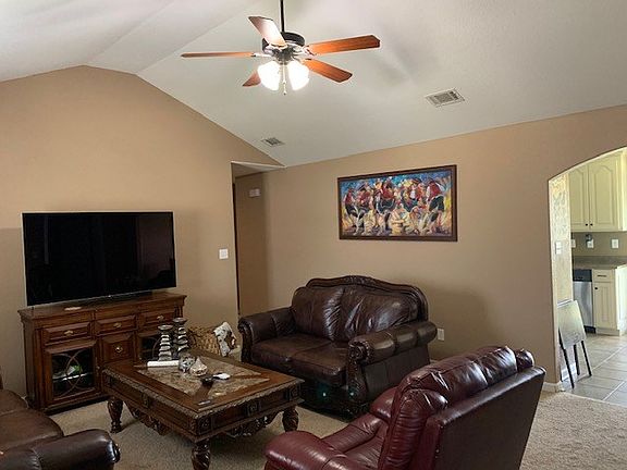 2nd image of 5328 Vine Dr