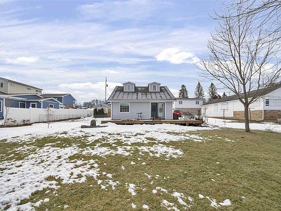 3rd image of 122 Olcott Lake Dr