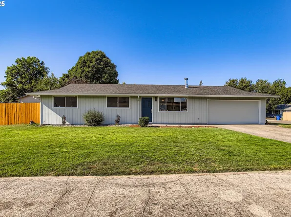 22609 NE Hancock St, Fairview, OR 97024