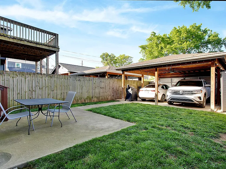 6214 California Ave — Photo 8