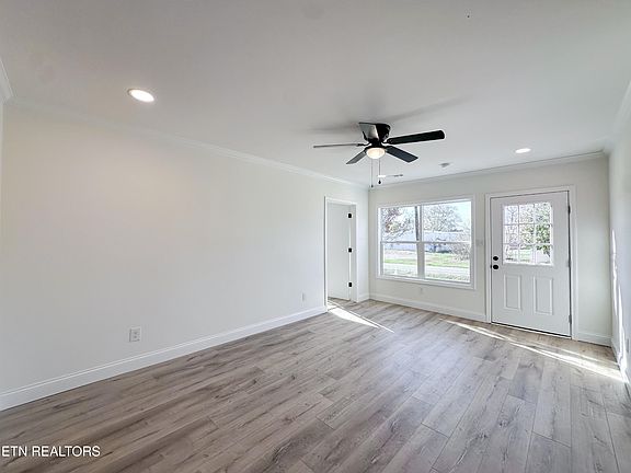 4th image of 2330 Old Knoxville Pike