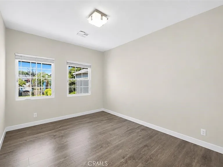 12954 Bosworth St — Photo 18