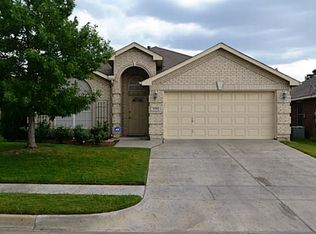 2536 Rushing Springs Dr, Fort Worth, TX 76118