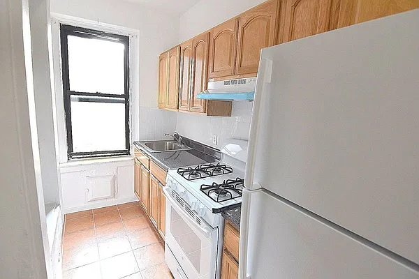 Rented by Manhattan Spaces | media 17