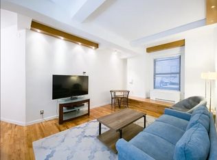 145 W 58th St #2K, New York, NY 10019