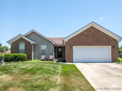 4504 Meadow Springs Drive, Jeffersonville, IN, 47130