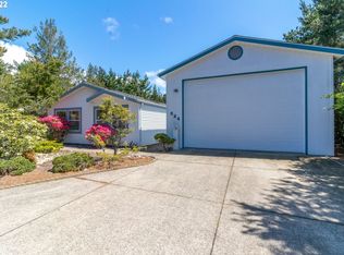 824 Munsel Creek Loop, Florence, OR 97439