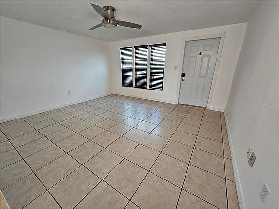 4th image of 531 AZALEA DRIVE NW