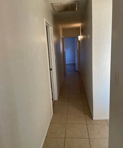 2544 Country Club Dr — Photo 12