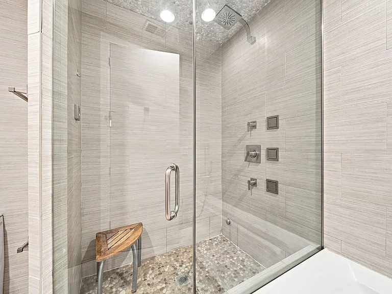 815 N Ashland Ave #3N — Photo 20