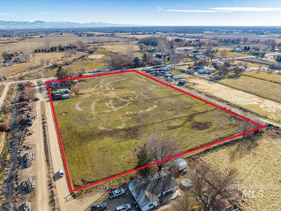 2nd image of 23197 Blessinger Rd