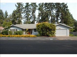 1415 W 28th Pl, Eugene, OR