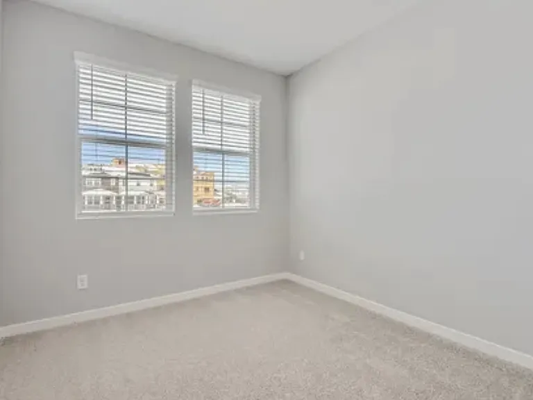 9642 Browns Peak Cir — Photo 3