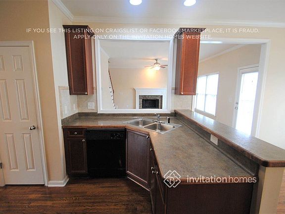 4th image of 307 Oakwind Way