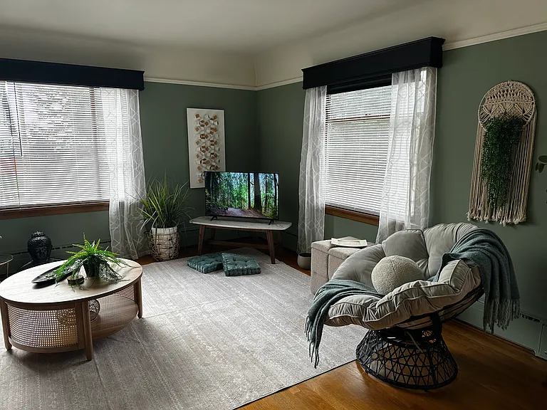 2732 Eldridge Ave #201 — Photo 27