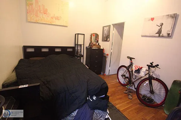 Rented by Metropolitan Property Group | media 42