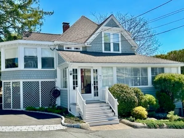 57 Greenwood Ave, Swampscott, MA 01907