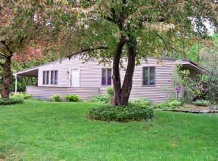 4 Barry Ave, Dudley, MA 01571