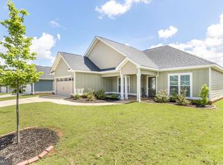 102 Sugar Creek Trl, Perry, GA 31069