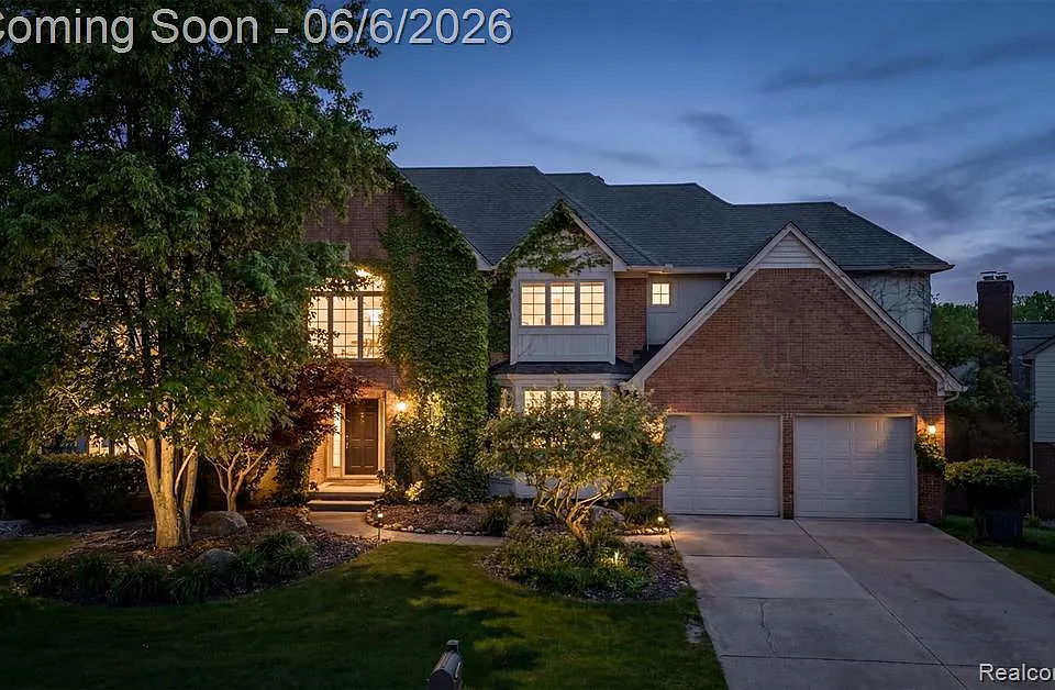 2962 Pheasant Ring Dr