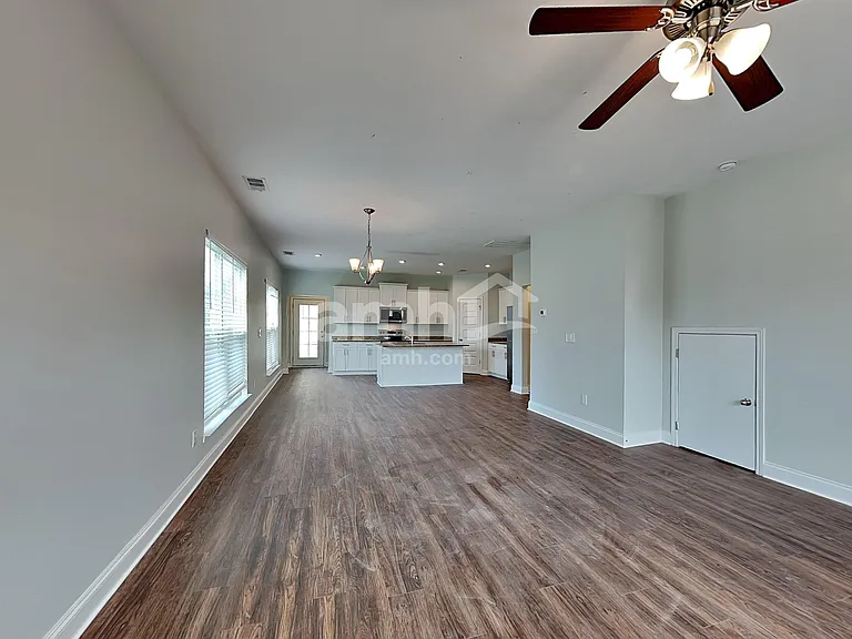 5305 Tupelo St — Photo 6