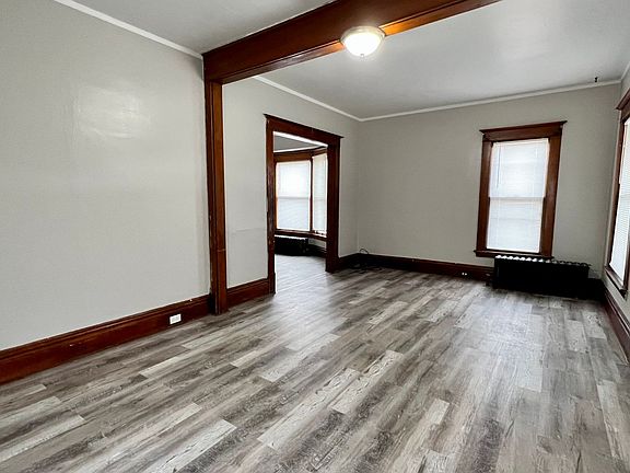 2nd image of 914 Broadway Ave NW