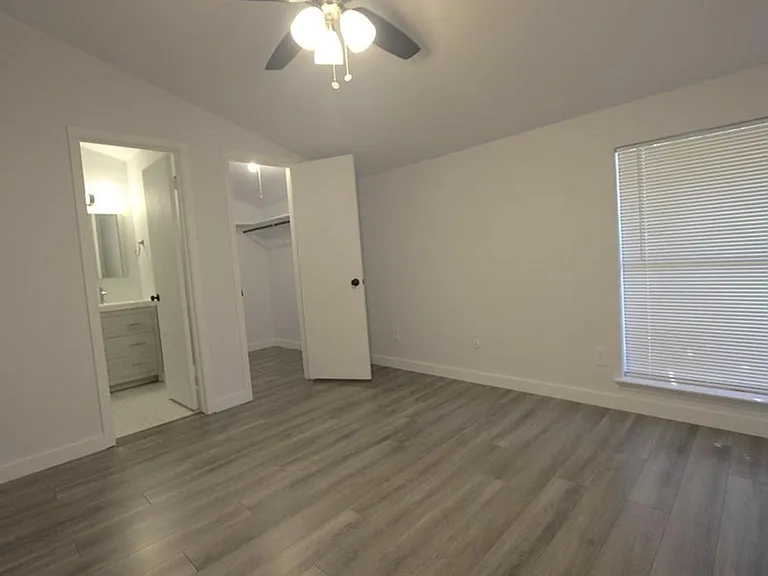 12816 Midway Rd #2049 — Photo 12