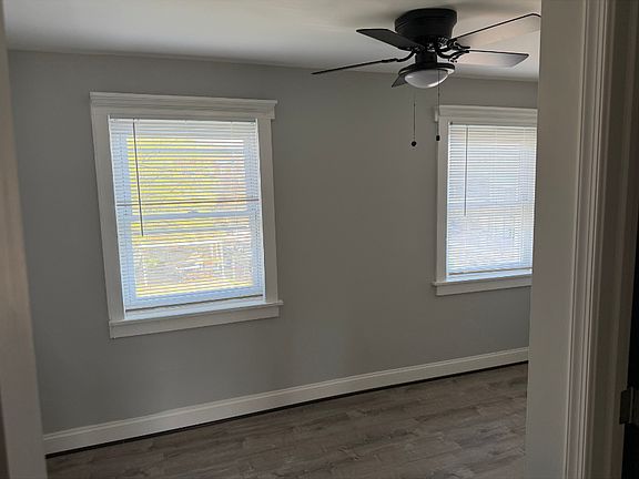 2nd image of 3236 Lohrs Ln #1A