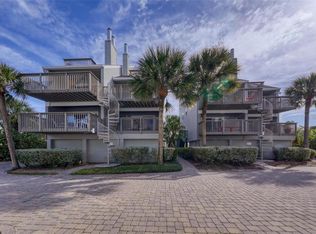19930 Gulf Blvd APT 1B, Indian Shores, FL 33785